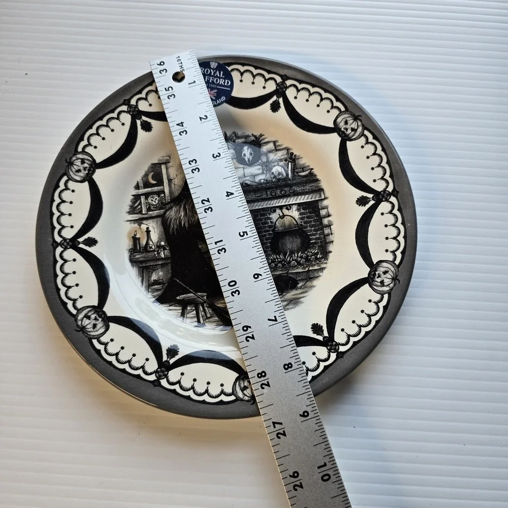 Halloween Royal Stafford 3‎ Witches Ghost Cat  Plate 8.5